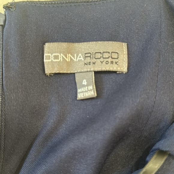 Donna Ricco Navy Blue Sleeveless Rosette Trimmed Dress Size 4 - Picture 6 of 7